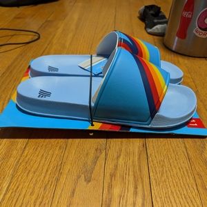 Aldi slippers size 11M